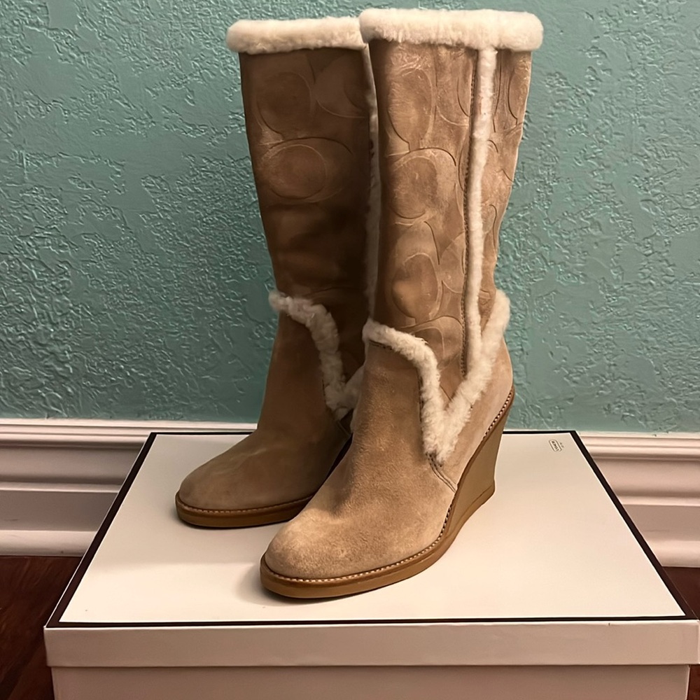 Coach Jordana Boots size 8M.  EUC with box.